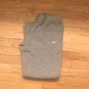 Girls Nike Sweatpants